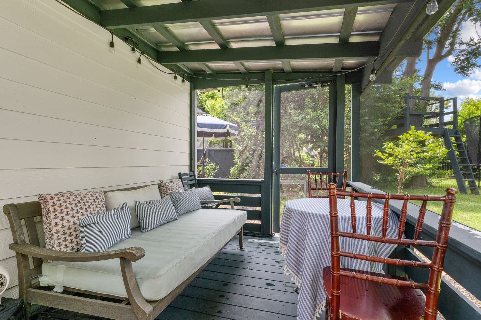 Charleston House: 134 Sans Souci Street