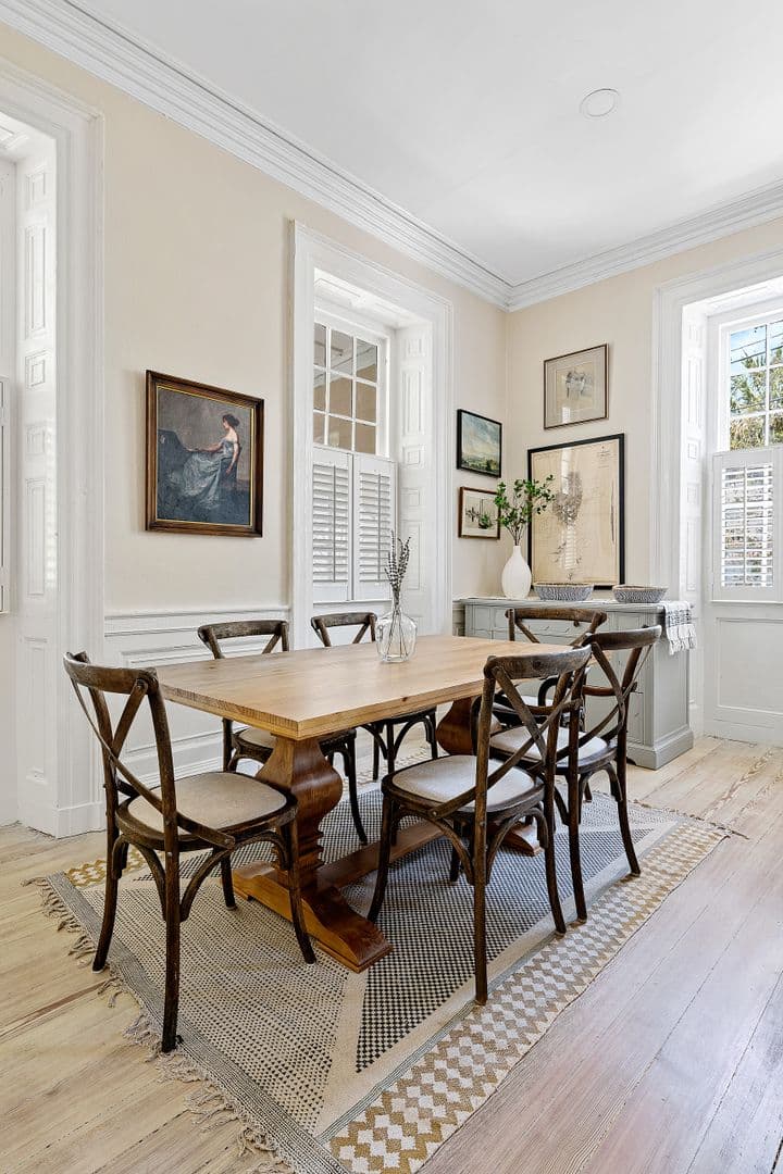 Charleston House: 65 Vanderhorst Street