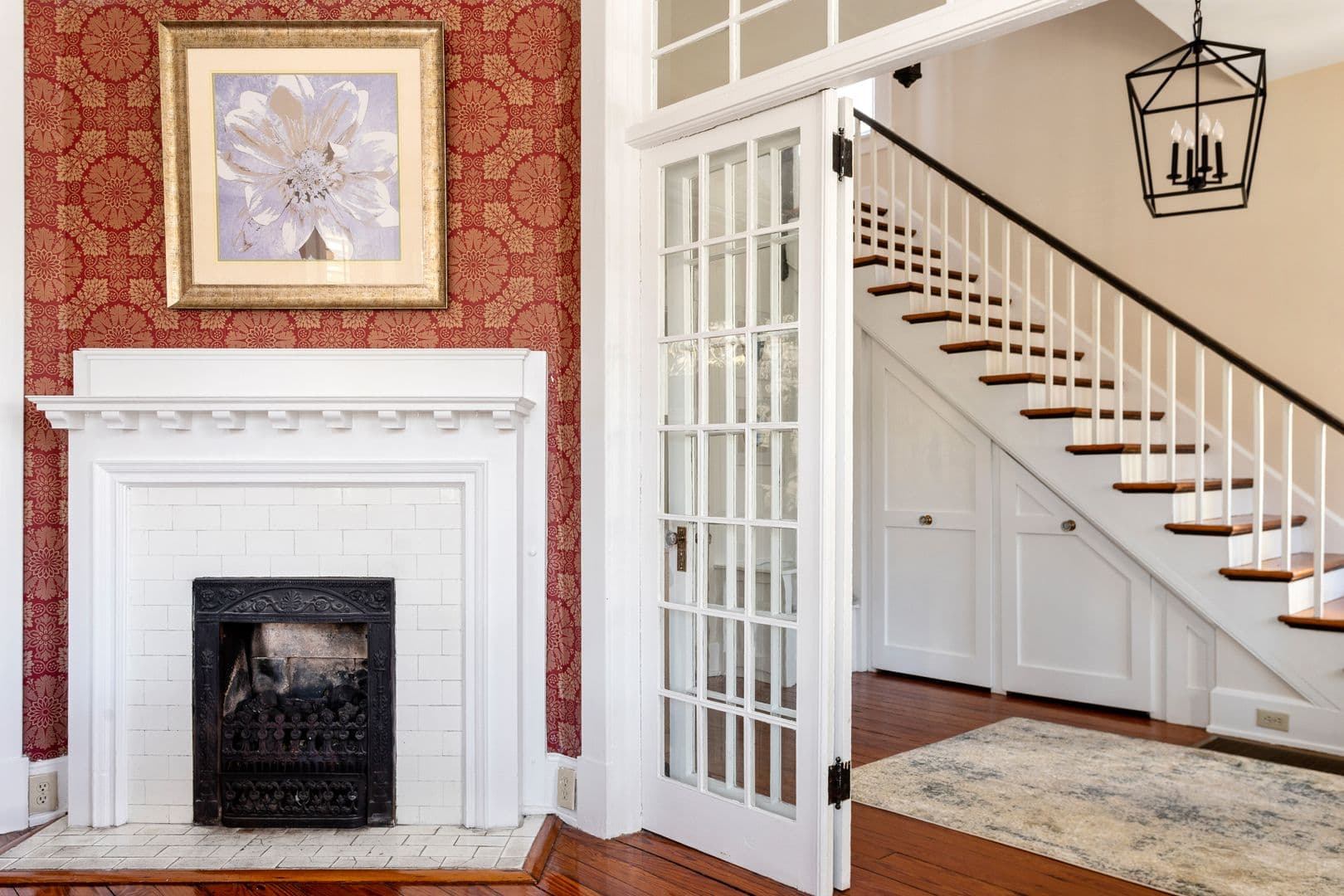 Charleston House: 5 Colonial Street