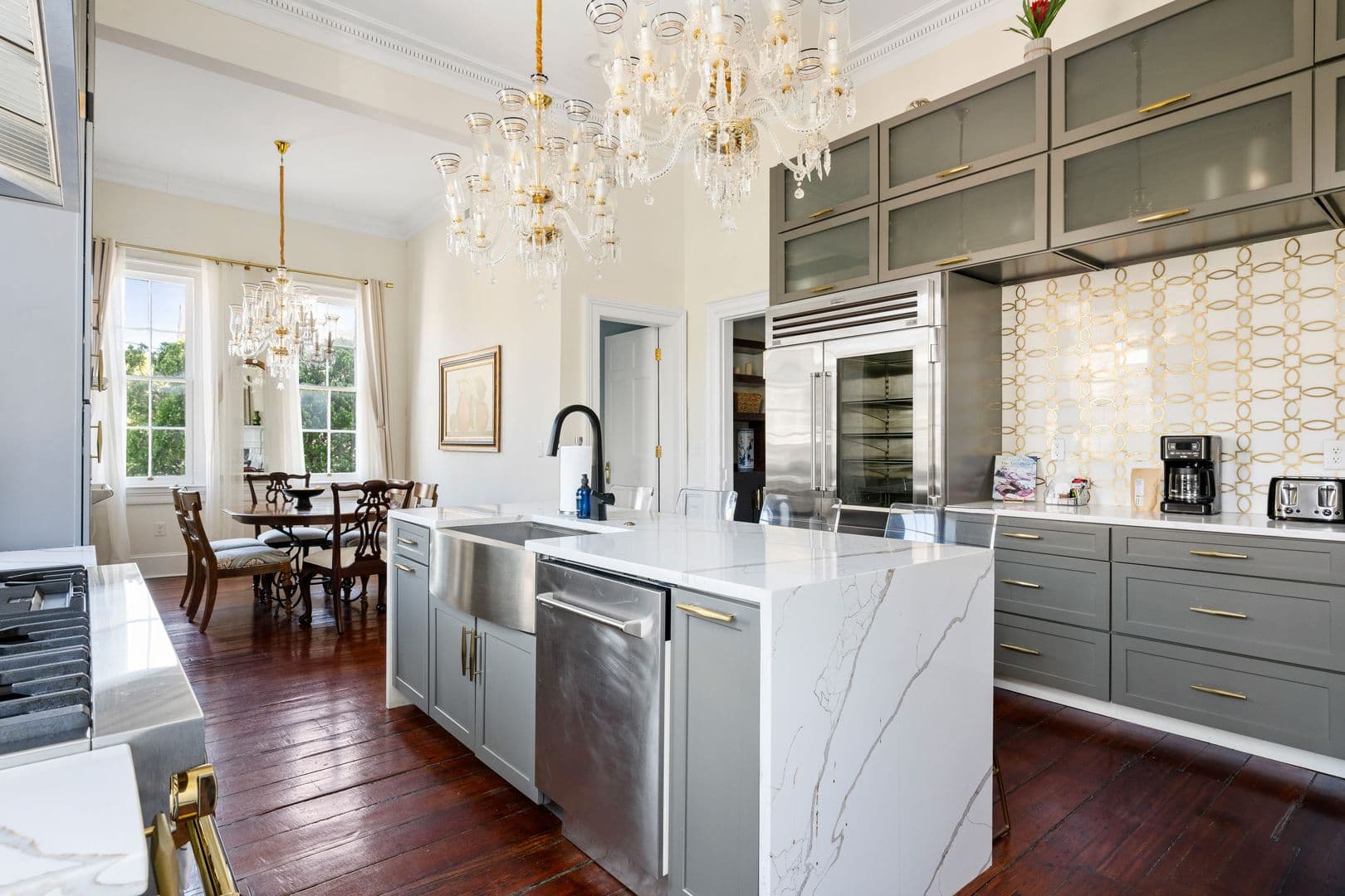 Charleston House: 96 Ashley Avenue