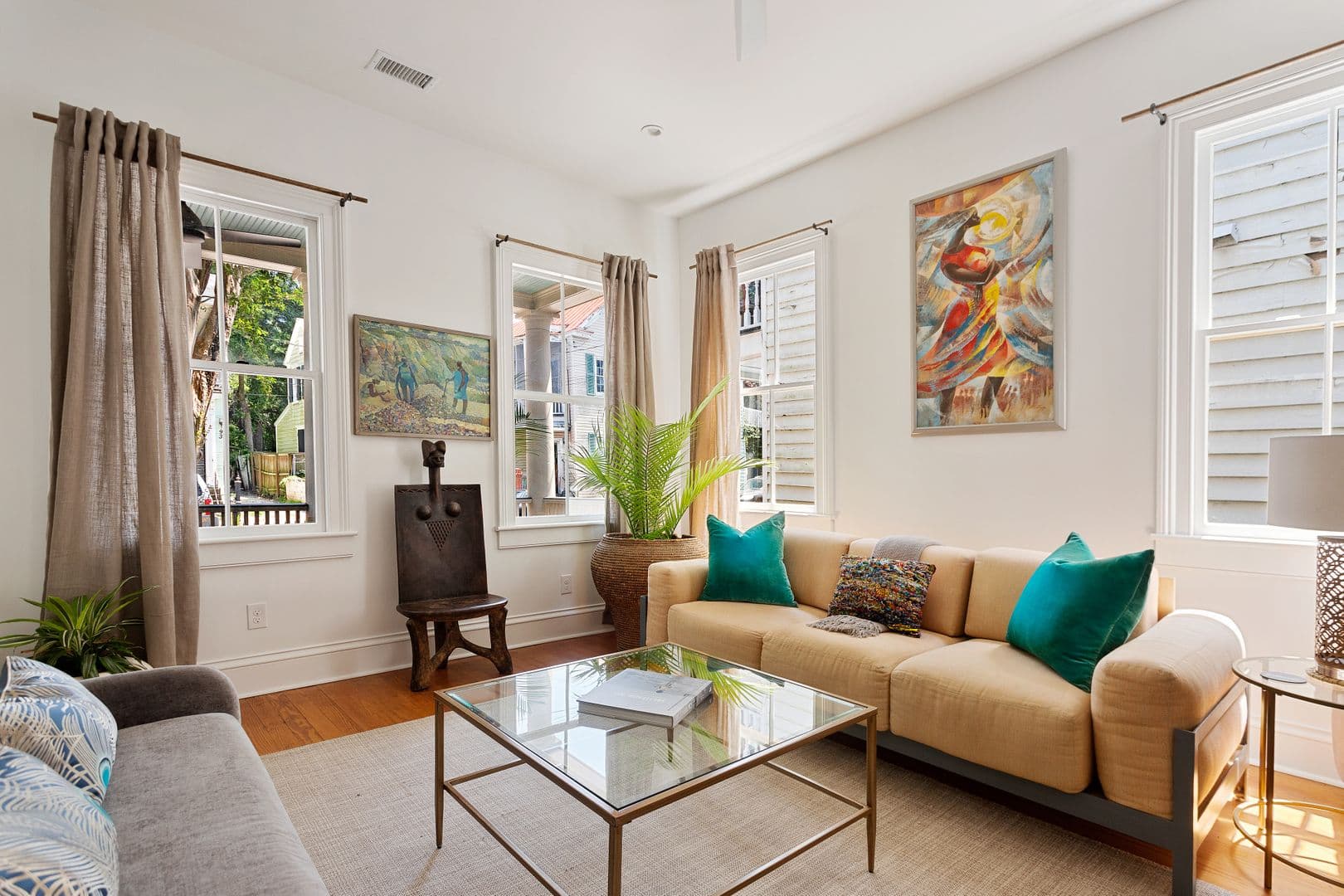 Charleston House: 94 Bogard Street