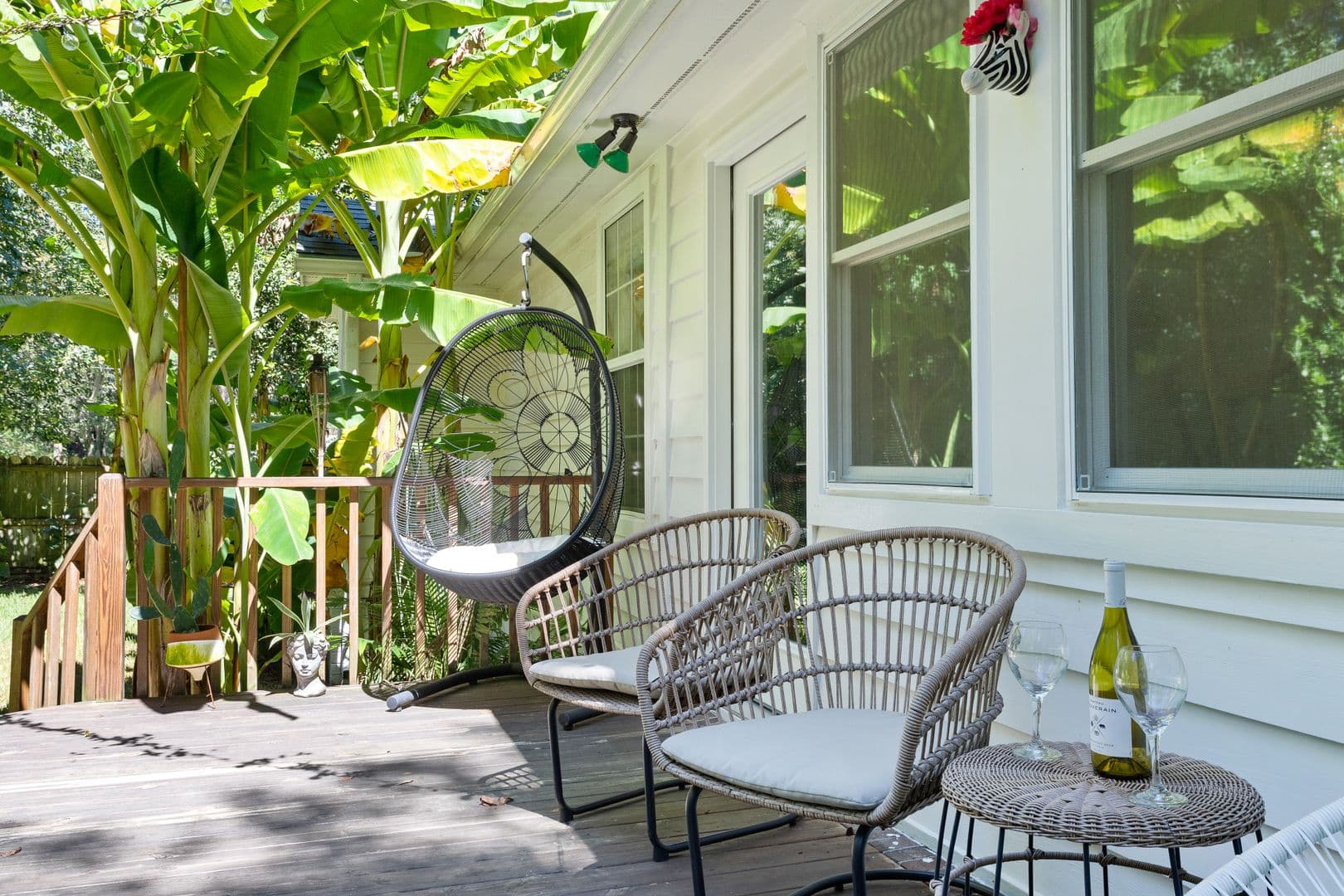 Charleston House: 1492 Kentwood Circle