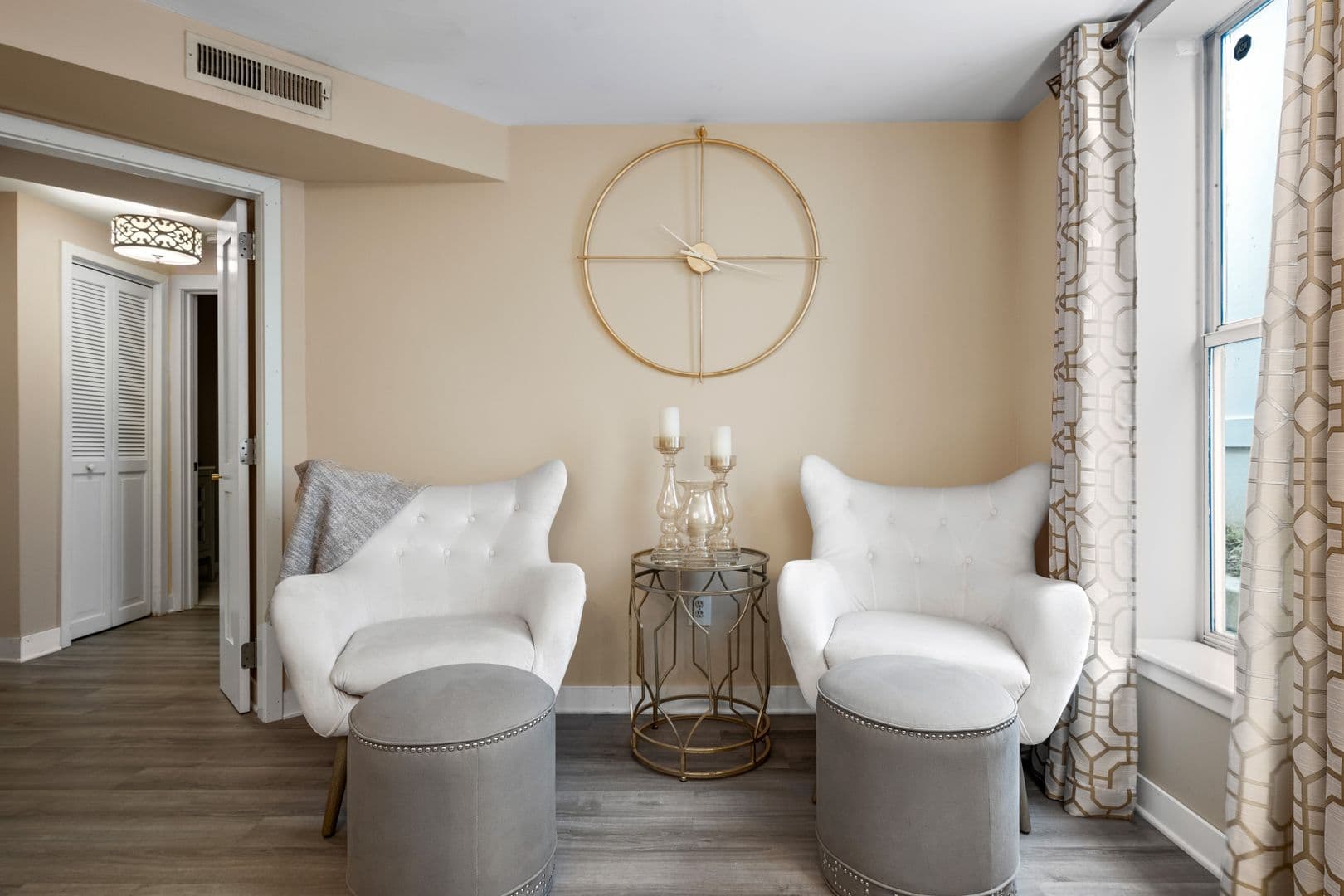 Charleston House: 55 Ashley Avenue