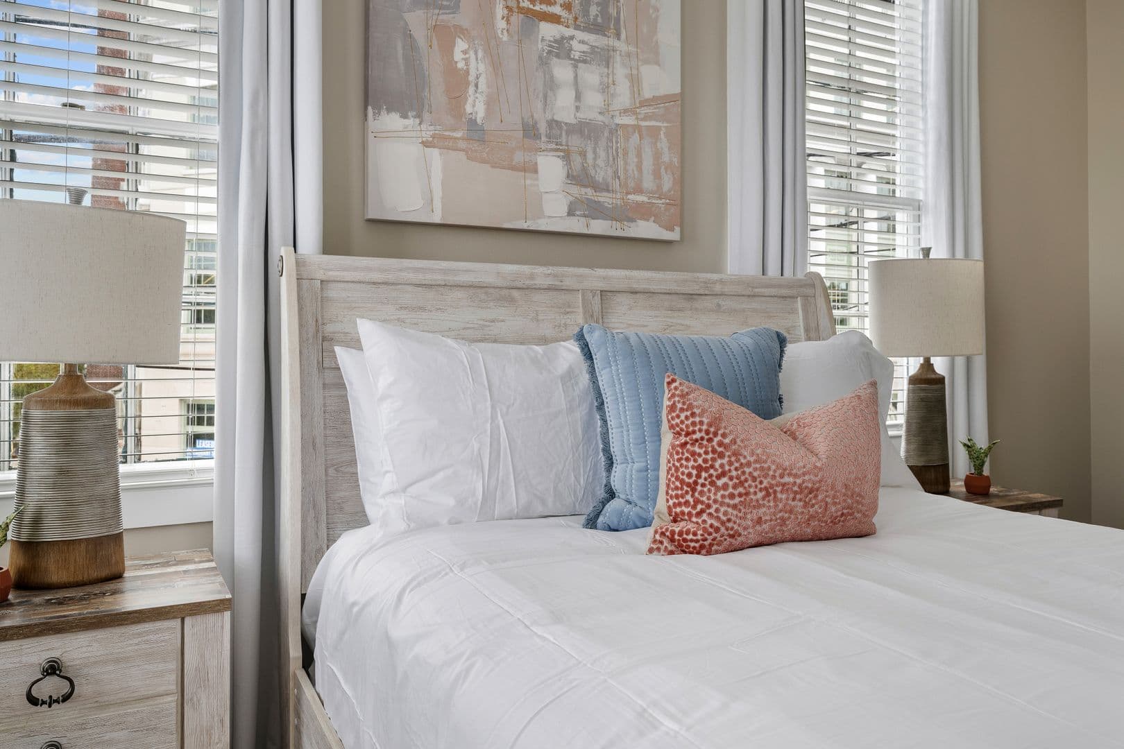 Charleston House: 460 Meeting Street