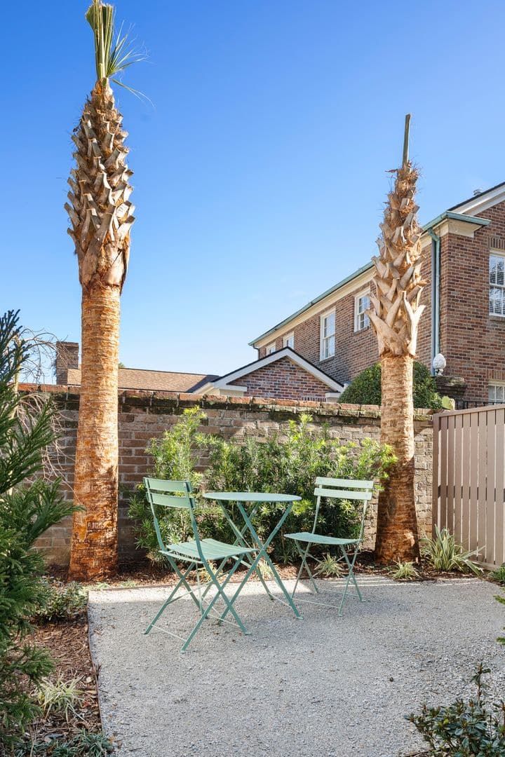 Charleston House: 36 10th Avenue