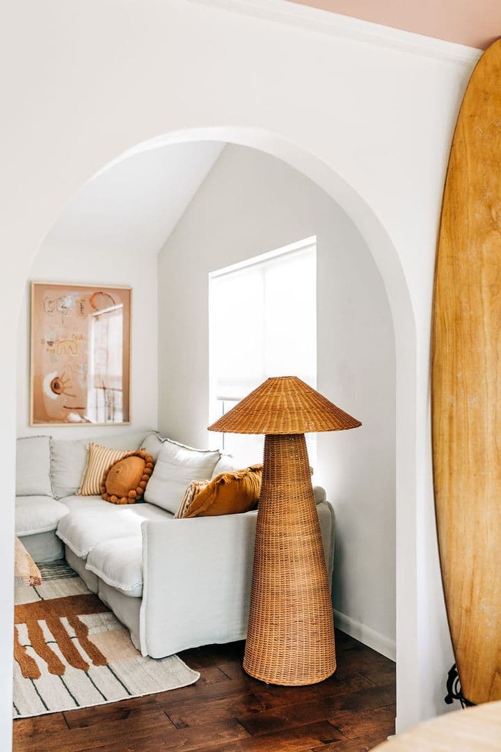Charleston House: 1492 Kentwood Circle