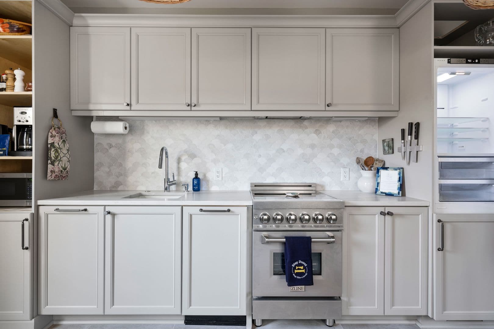 Charleston House: 36 10th Avenue