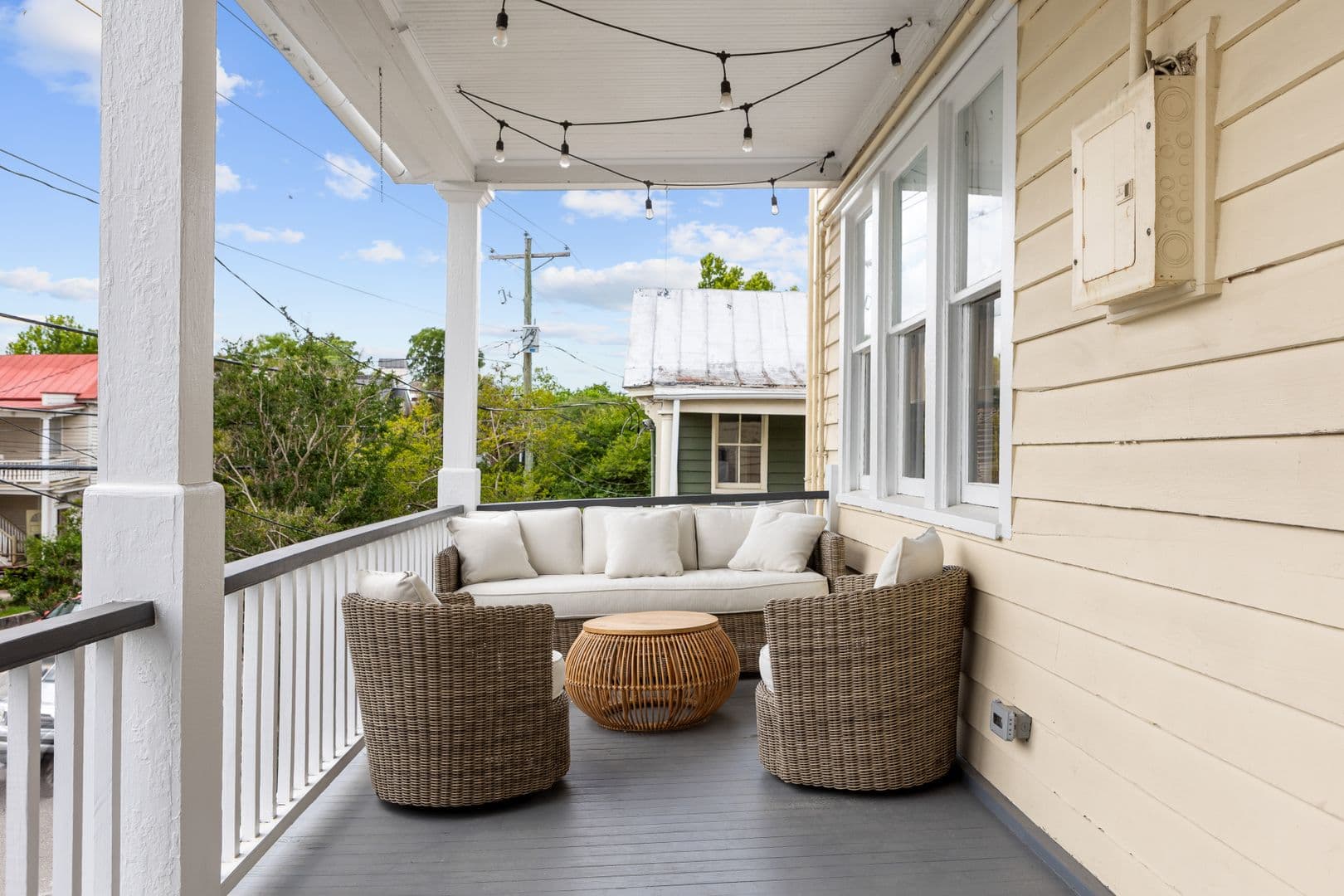 Charleston House: 230 Rutledge Ave