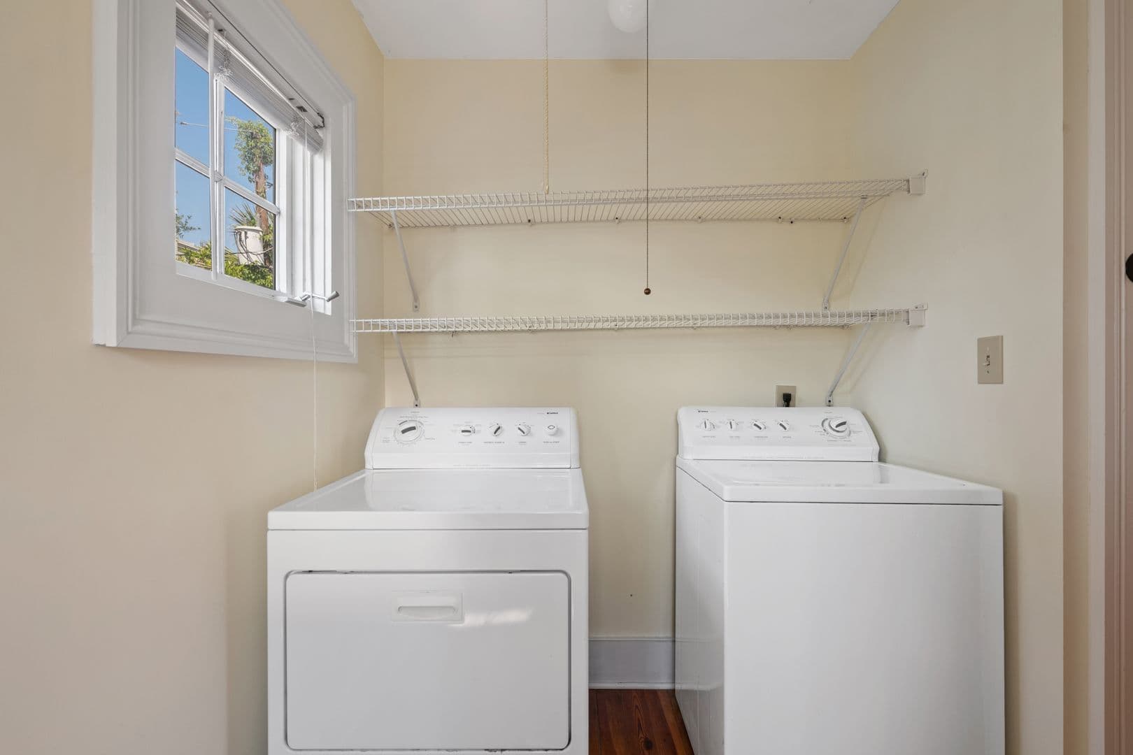 Charleston House: 2 Talon Court