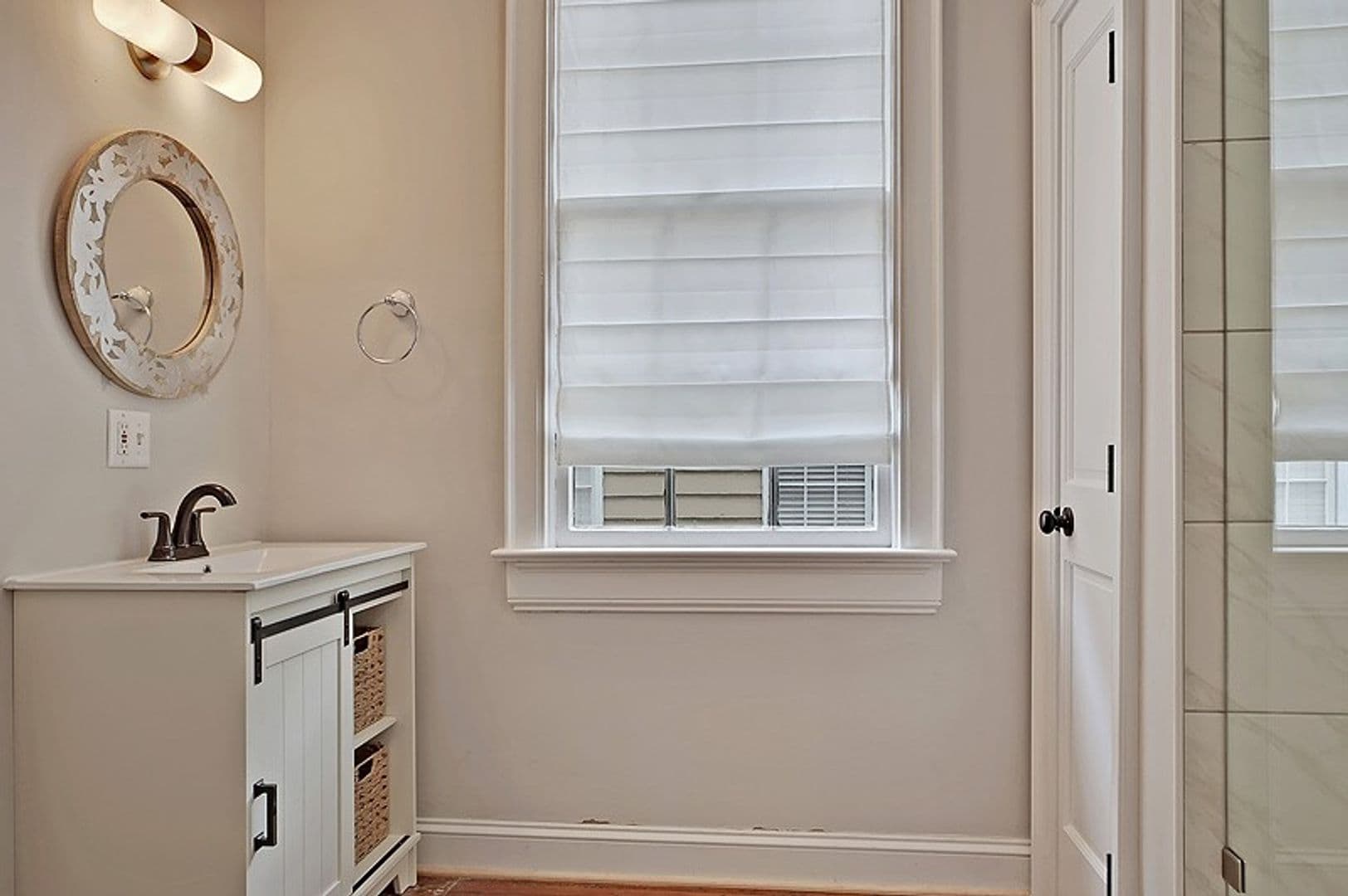 Charleston House: 236 Rutledge Avenue