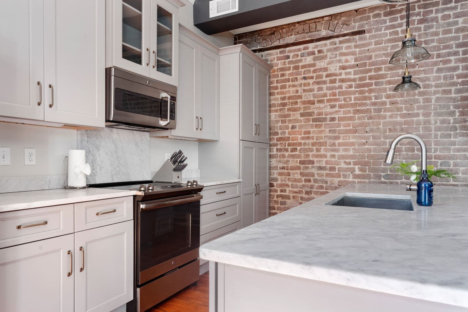 Charleston House: 184 E. Bay St. 201