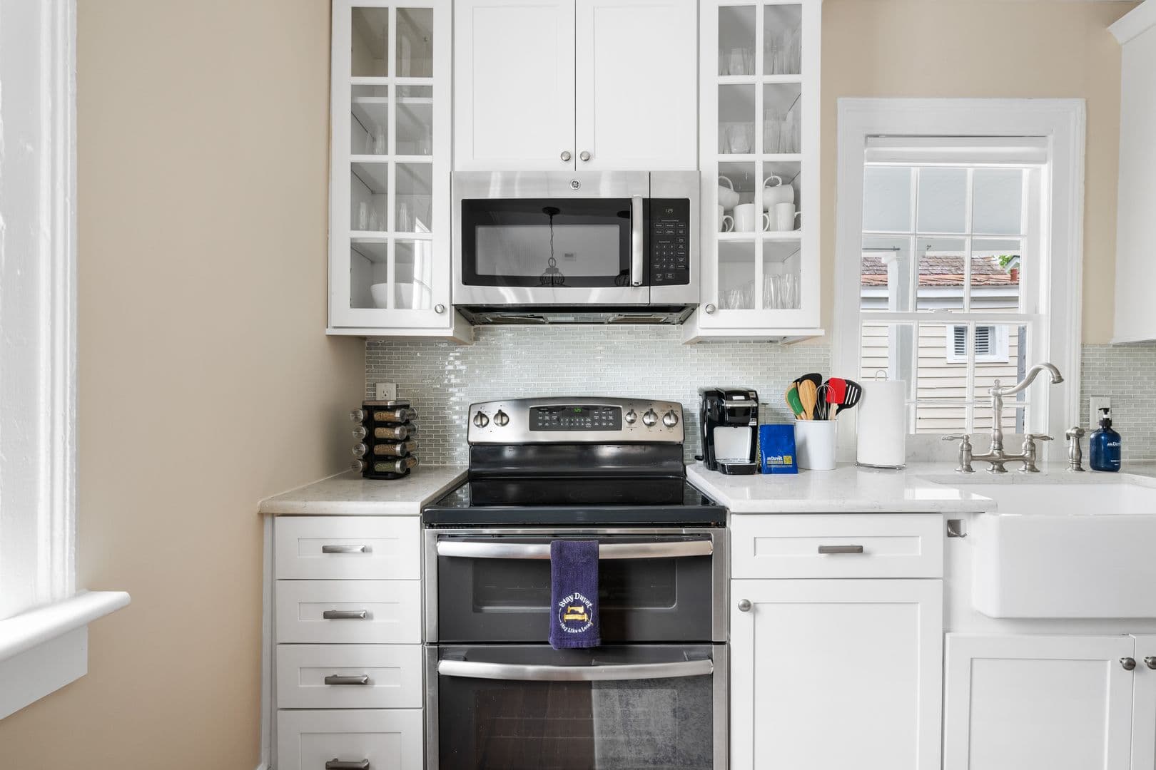 Charleston House: 251 Ashley Avenue