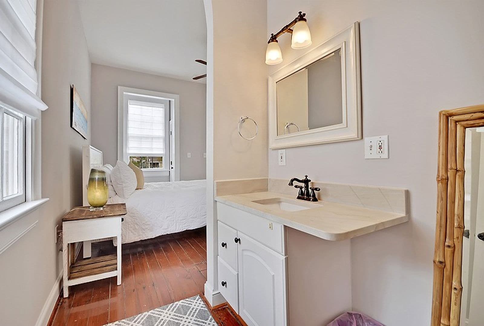 Charleston House: 236 Rutledge Avenue