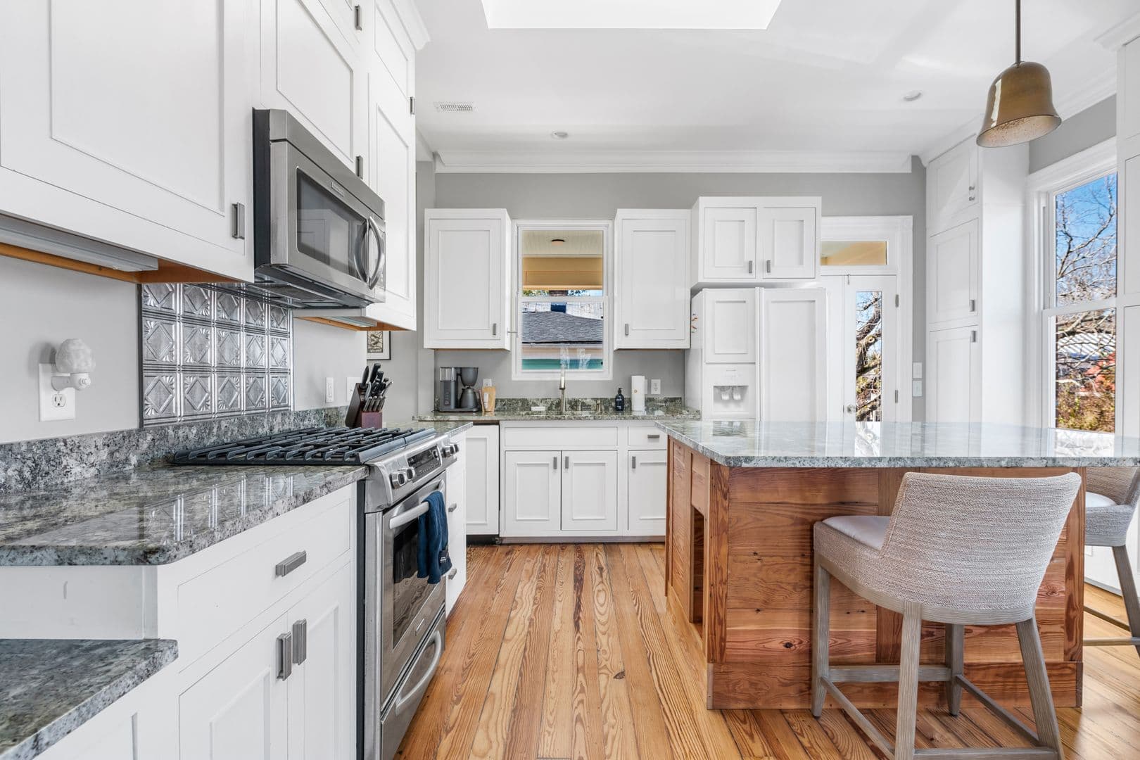 Charleston House: 703 King Street Unit B