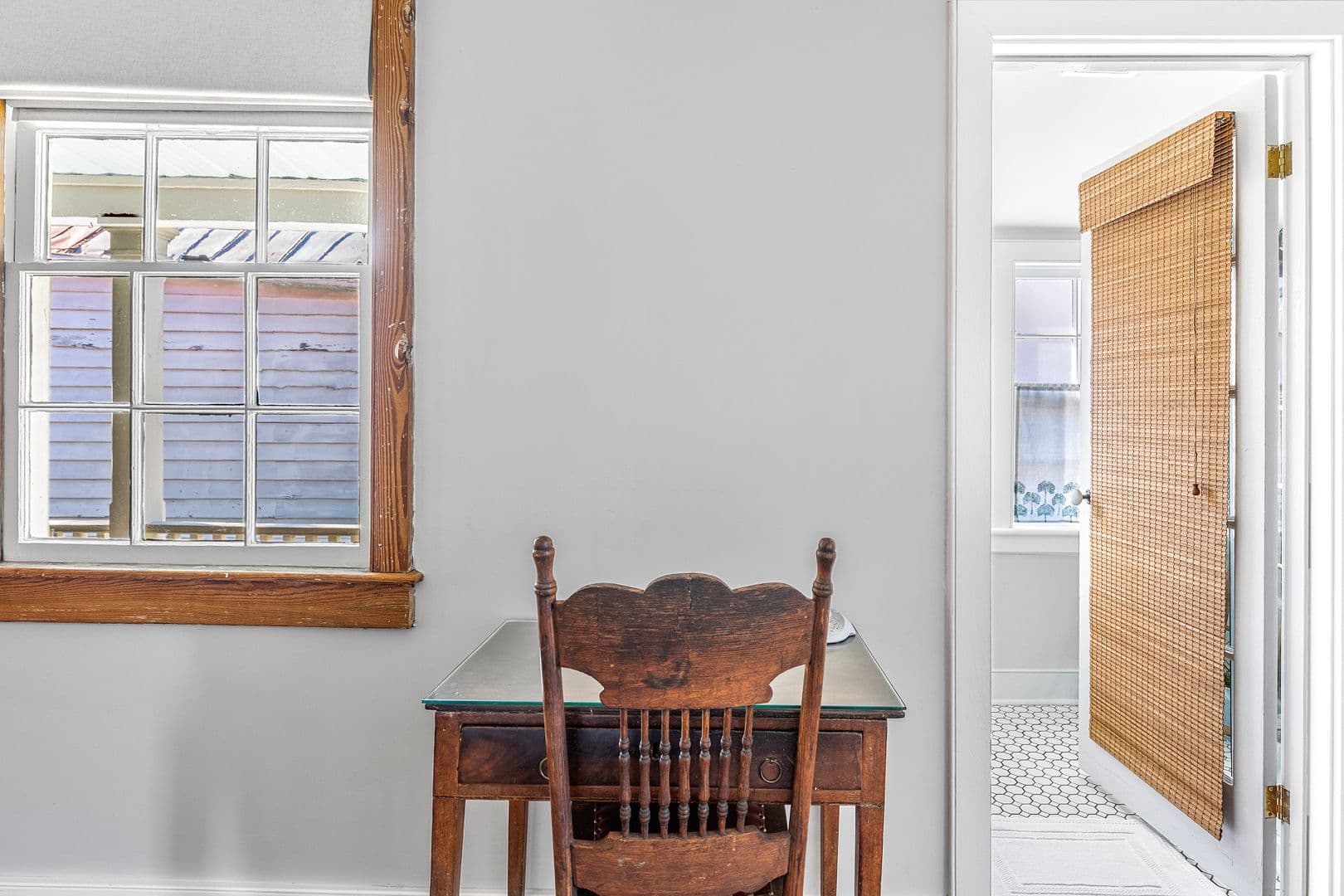 Charleston House: 18 Bogard Street