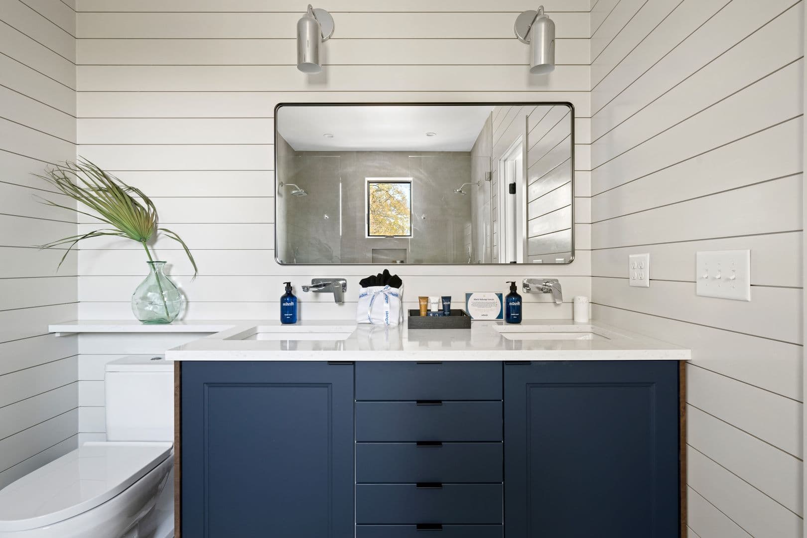 Mount Pleasant House: 208 Linnea Lane