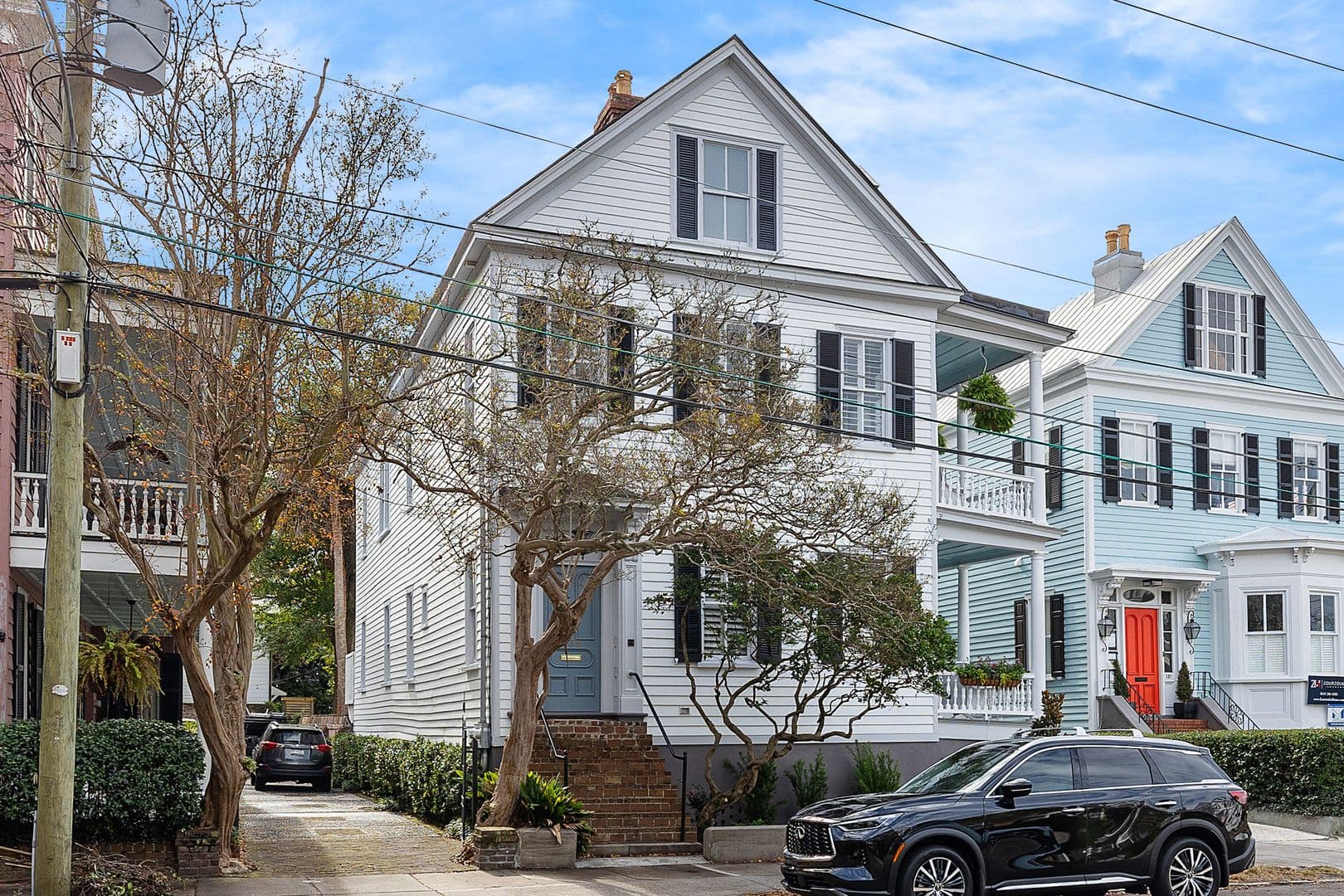 Charleston House: 135 Broad Street