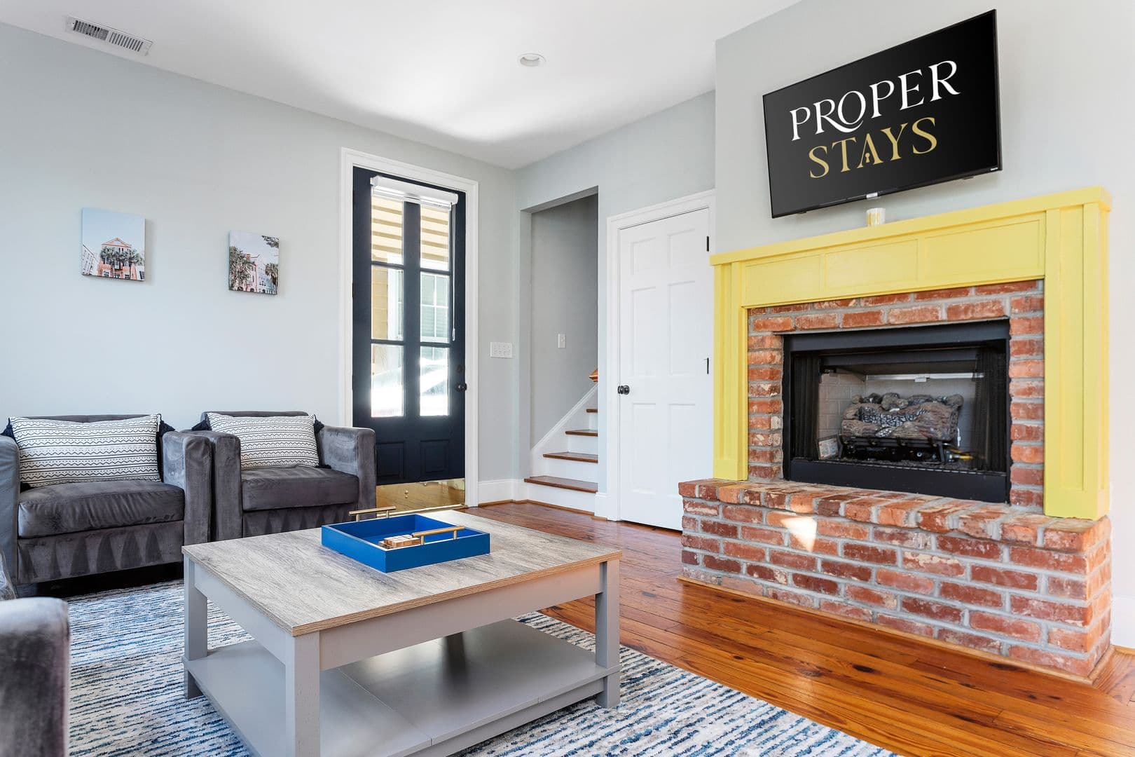Charleston House: 9 Bogard Street