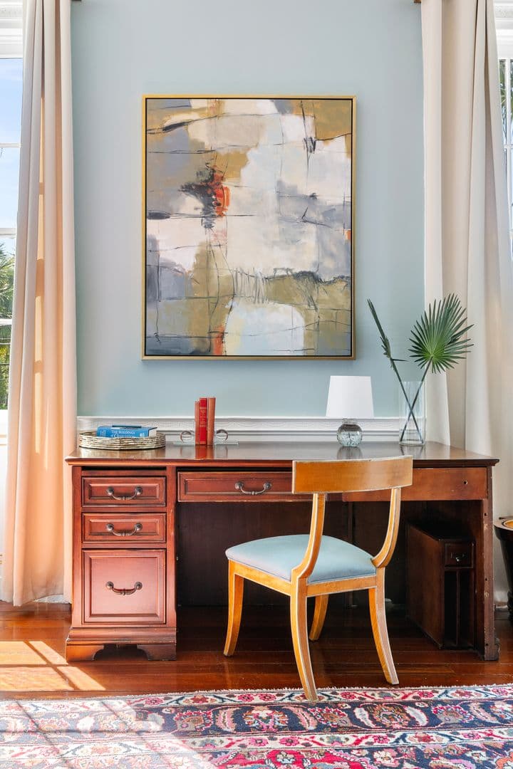 Charleston House: 96 Ashley Avenue