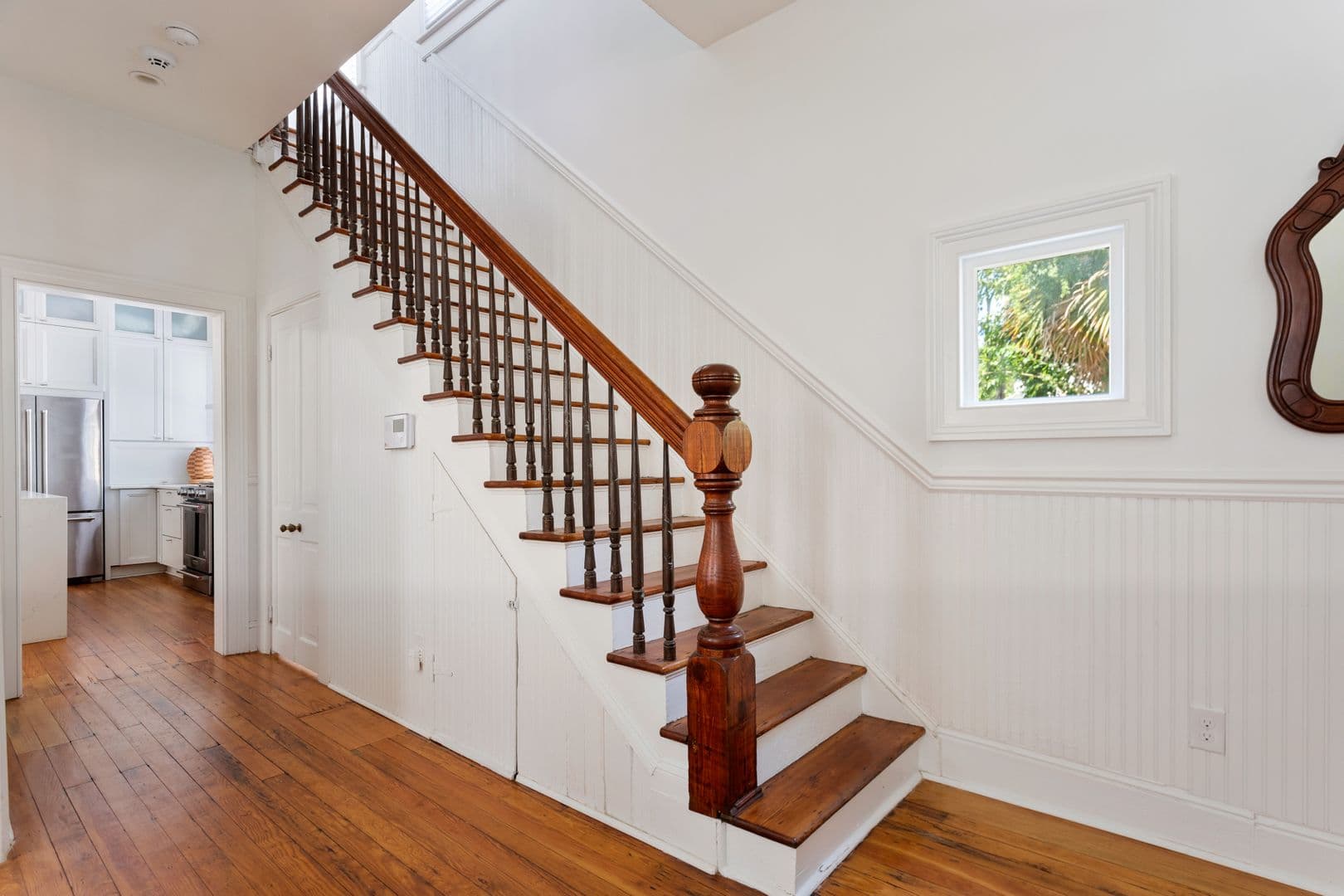 Charleston House: 94 Bogard Street