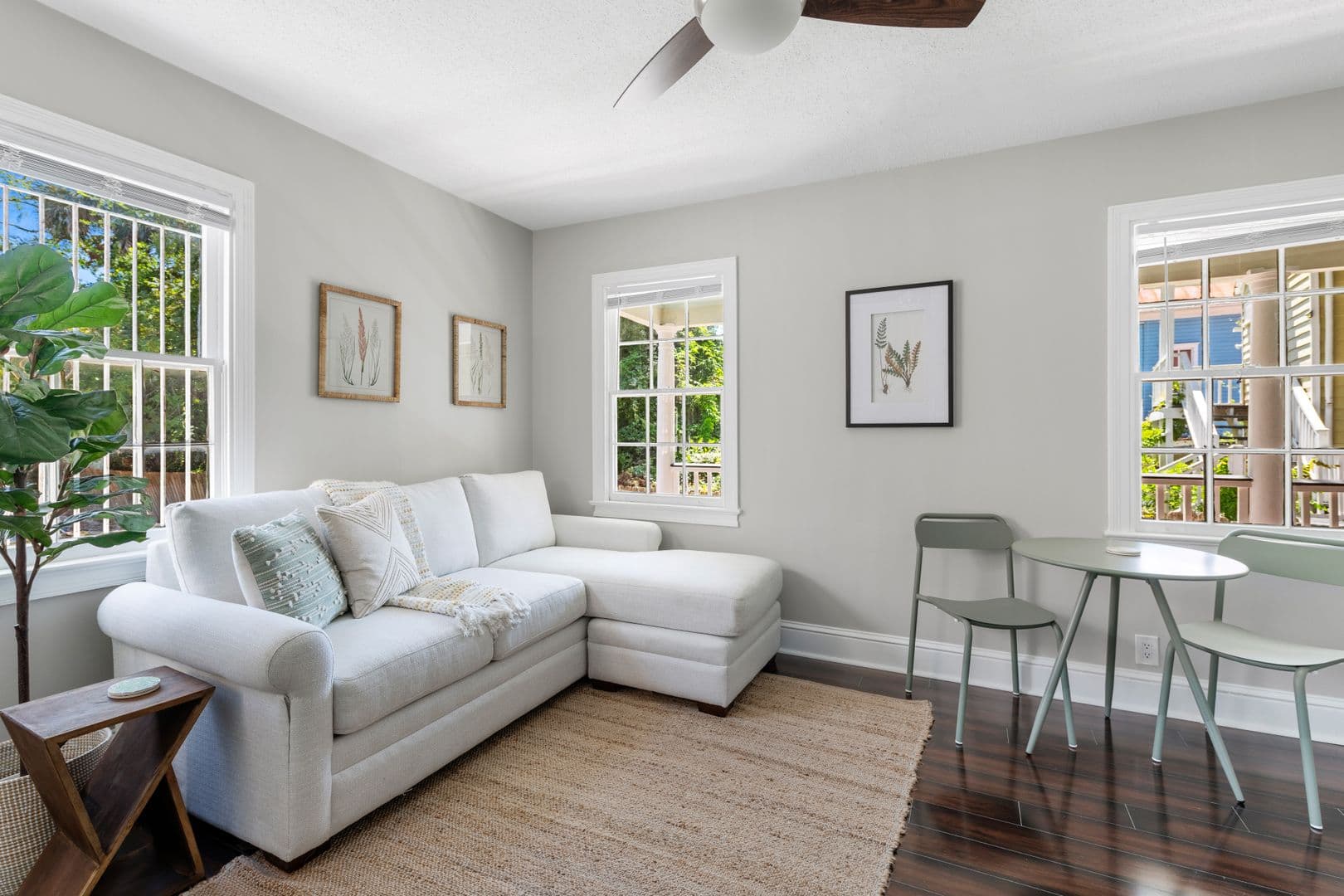 Charleston House: 49 Radcliffe Street