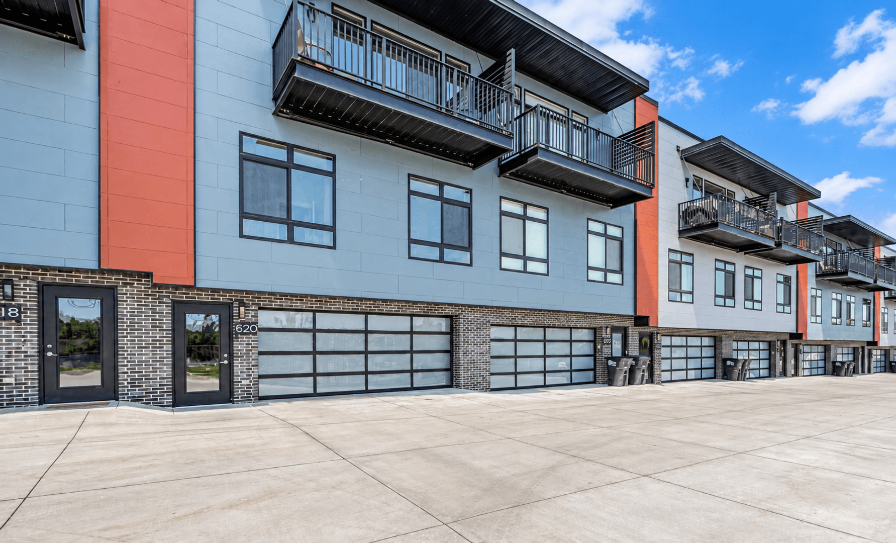 Omaha Townhome: 626 N 46th St