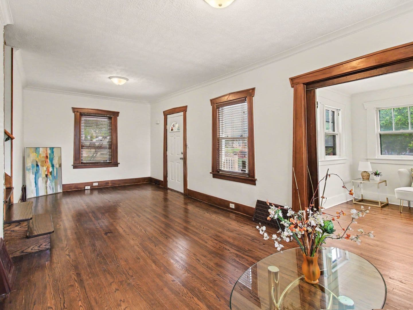 Omaha House: 6354 Parker St