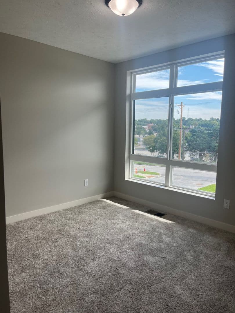 Omaha Townhome: 626 N 46th St