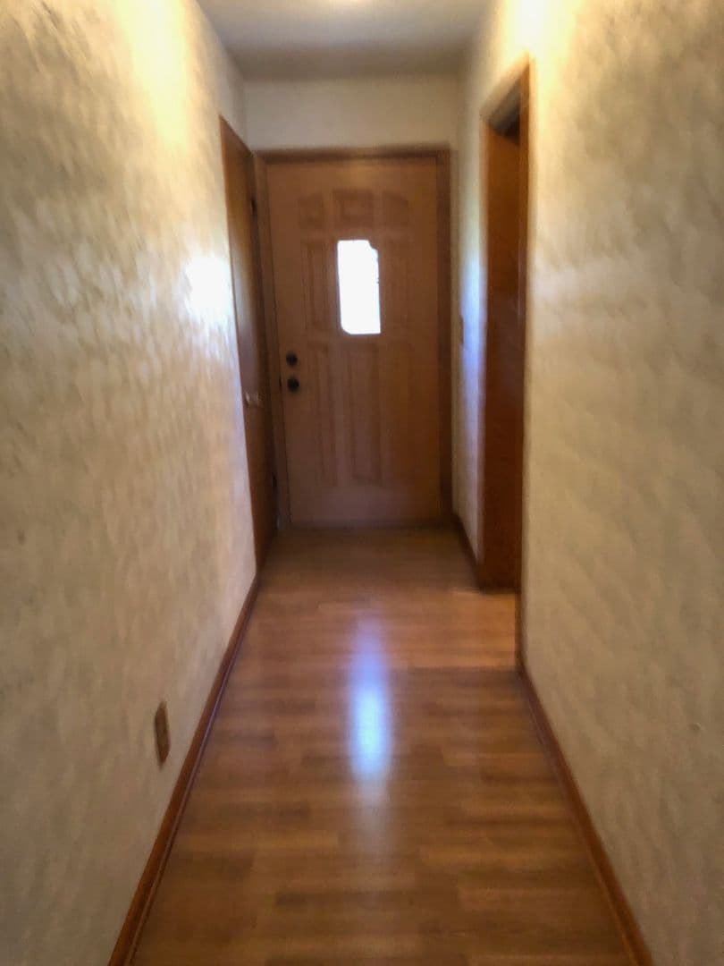 Omaha House: 7639 Wright St