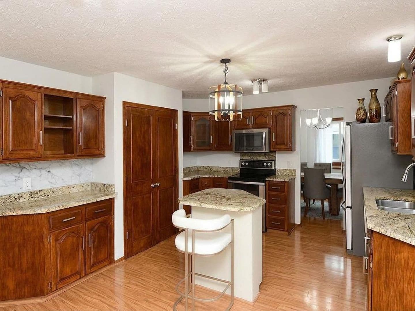 Omaha House: 12117 Spencer Street