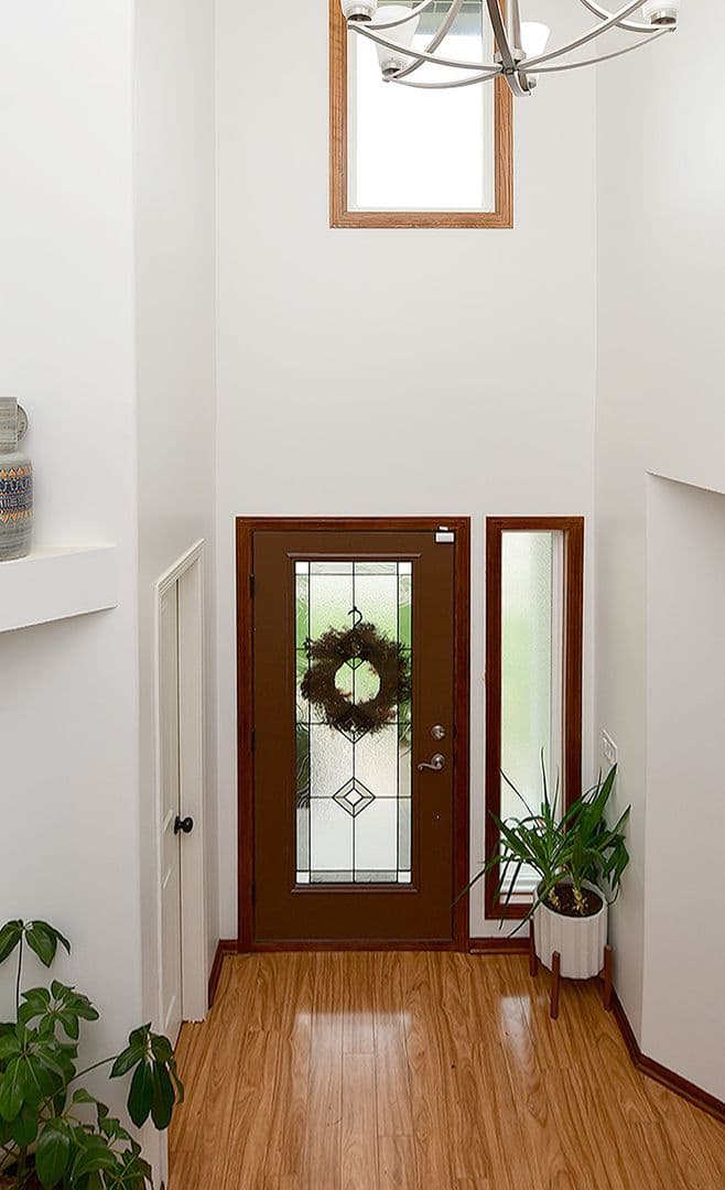 Omaha House: 12117 Spencer Street