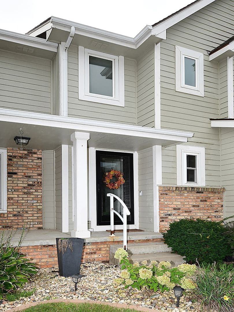 Omaha House: 12117 Spencer Street