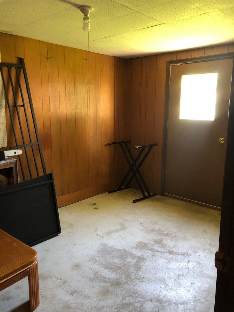 Omaha House: 7639 Wright St