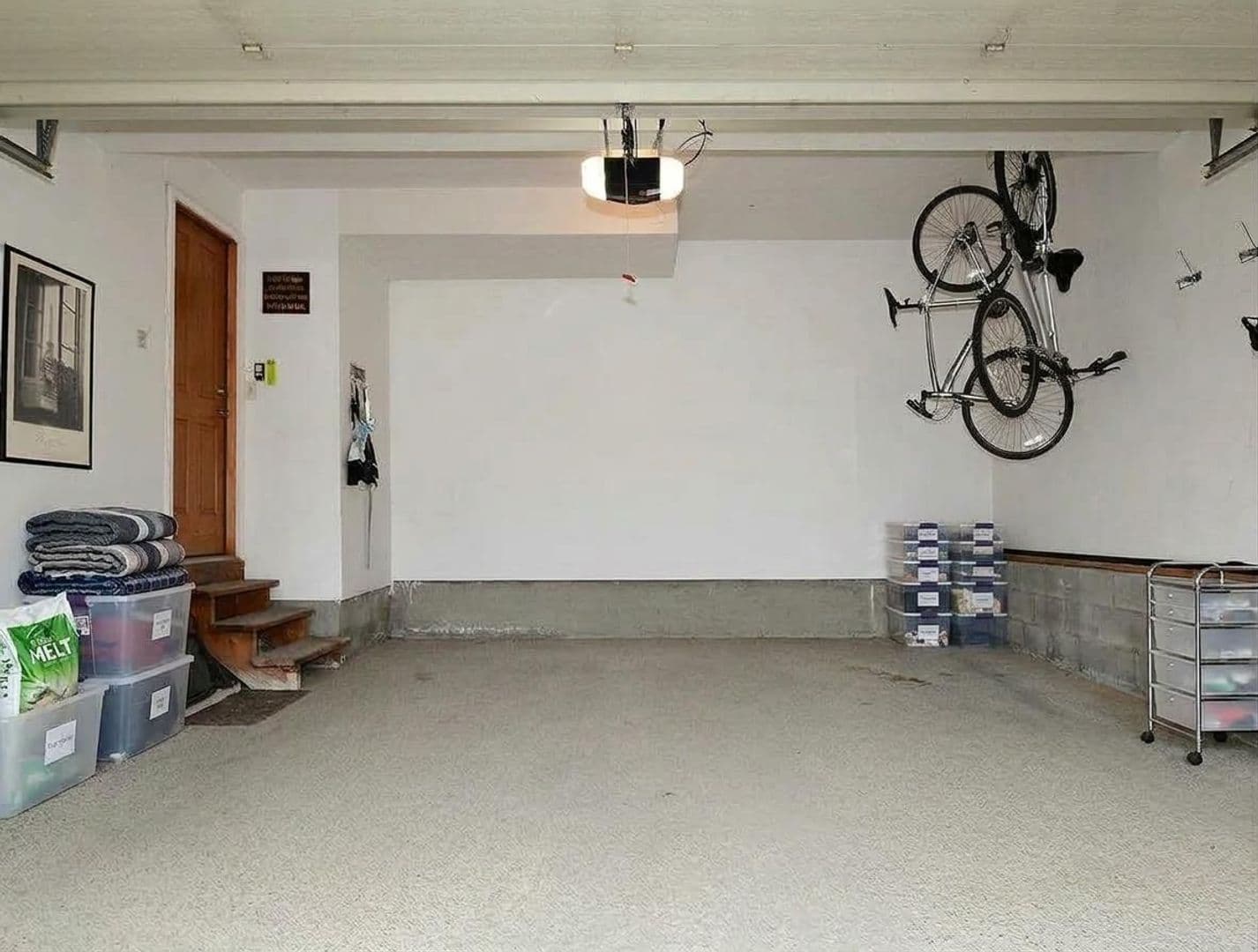 Omaha House: 12117 Spencer Street