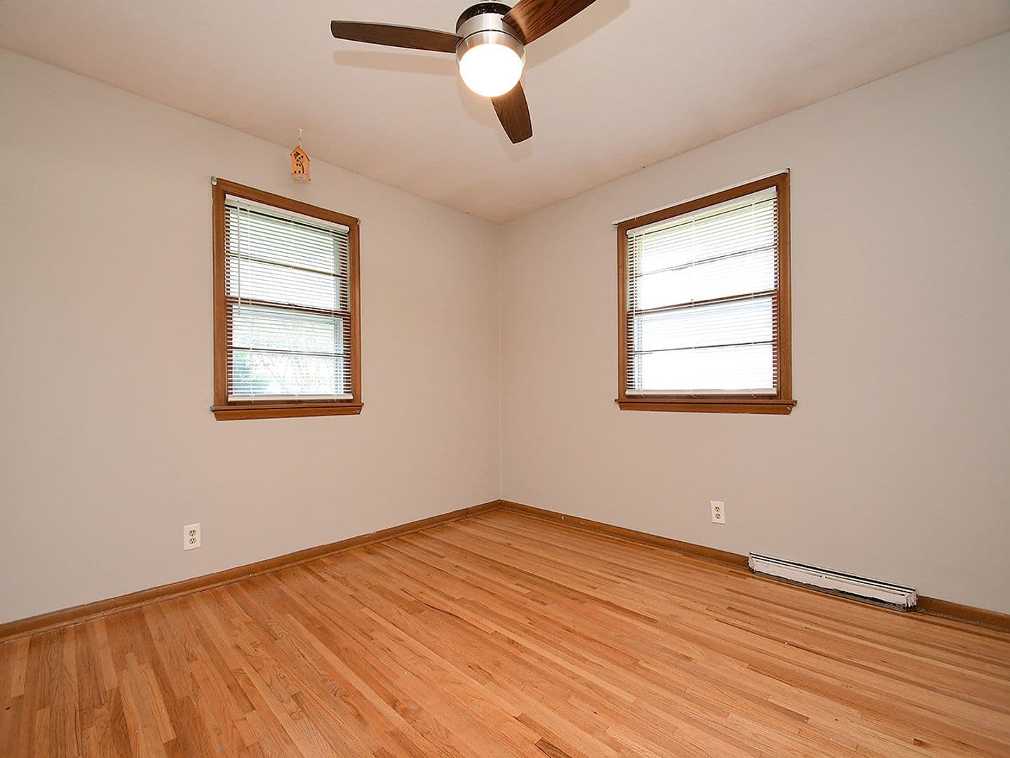 Omaha House: 1213 N 89th St