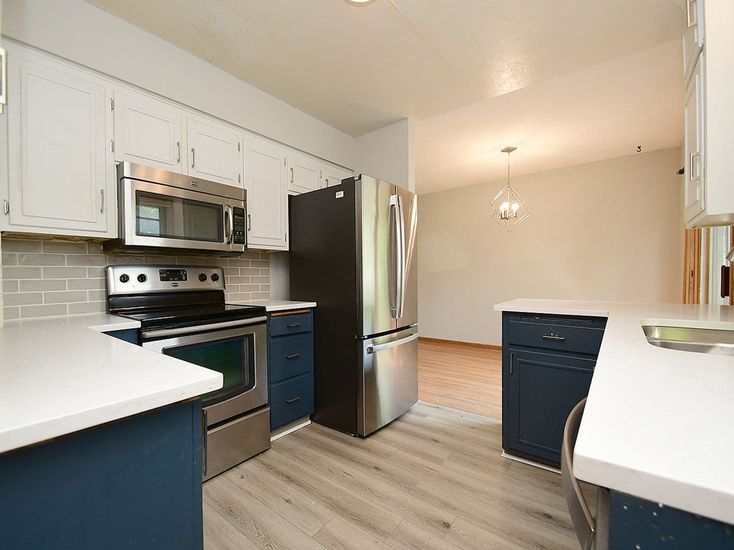 Omaha House: 1213 N 89th St
