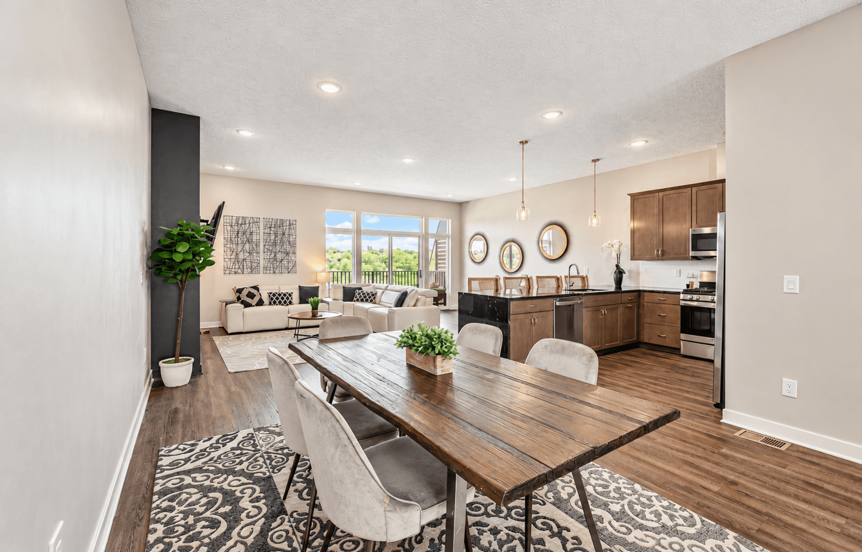 Omaha Townhome: 626 N 46th St