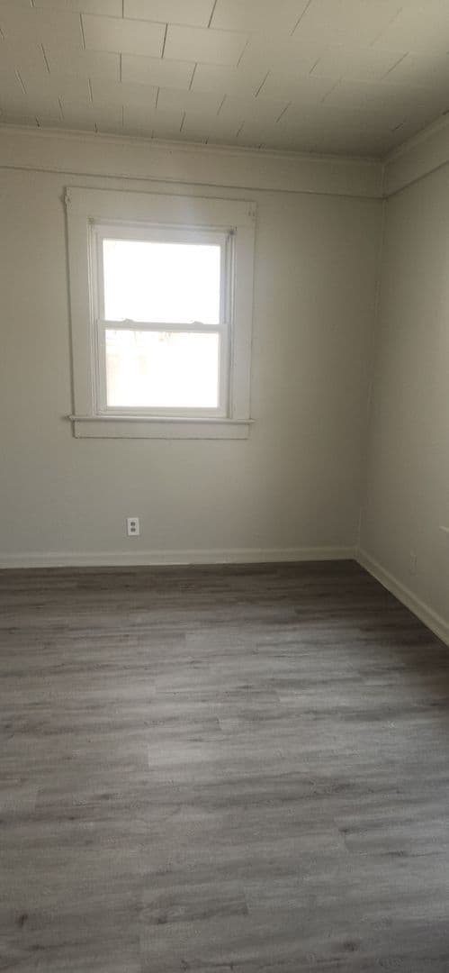 Des Moines Apartment: 1144 36th Street