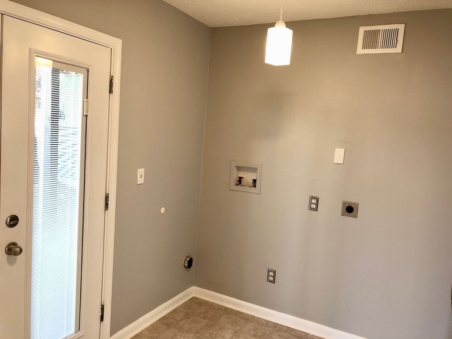 Birmingham Apartment: 3630 Clairmont Avenue South