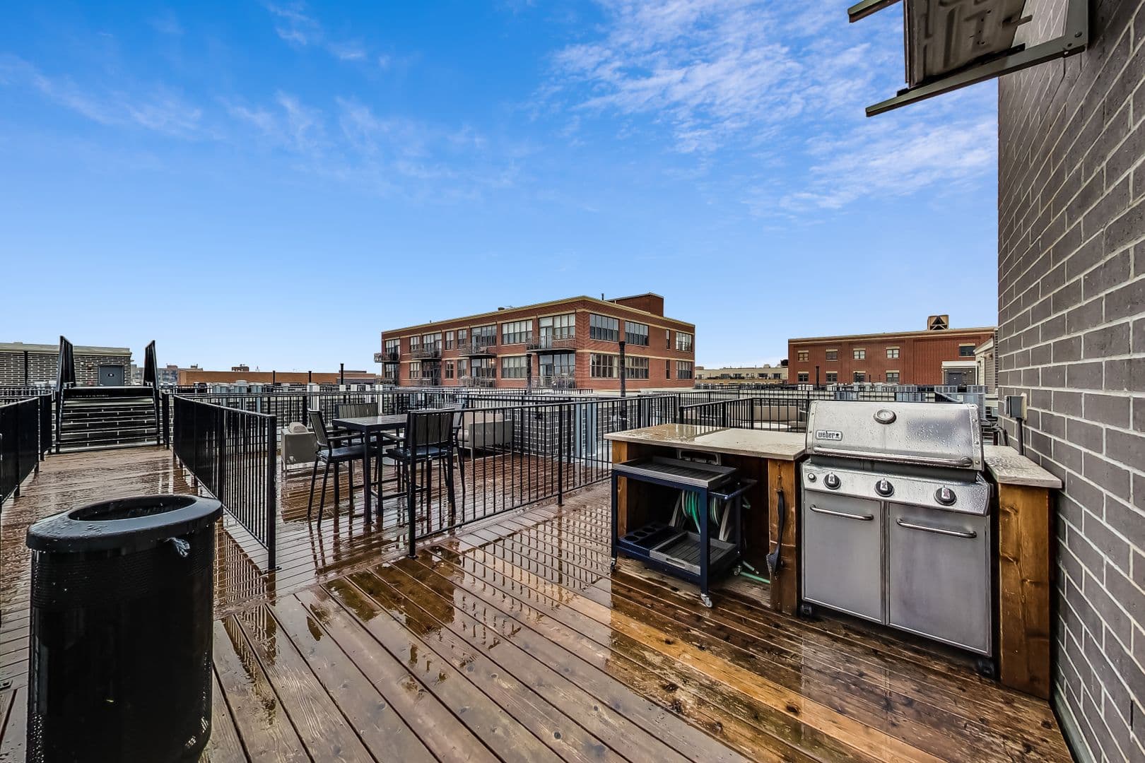 Chicago Apartment: 1239-1259 W Madison St.