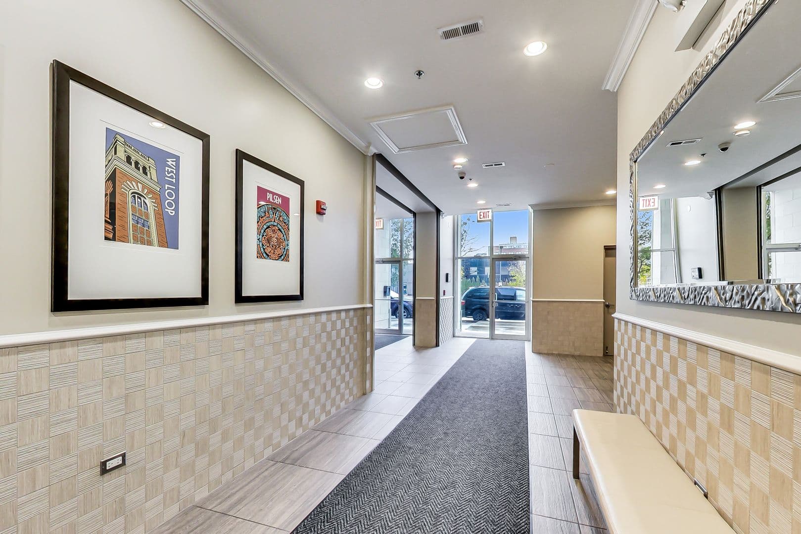 Chicago Apartment: 1239-1259 W Madison St.