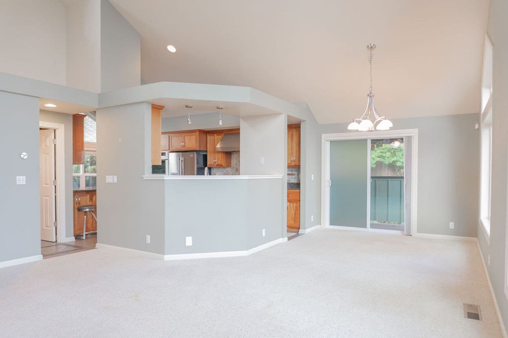 Eugene House: 3345 Bentley Ave