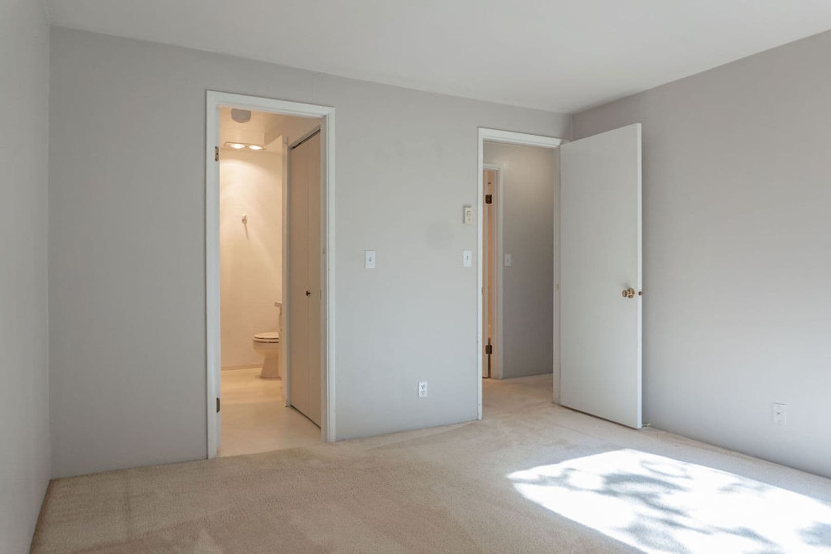 Eugene House: 431 Stonewood Dr