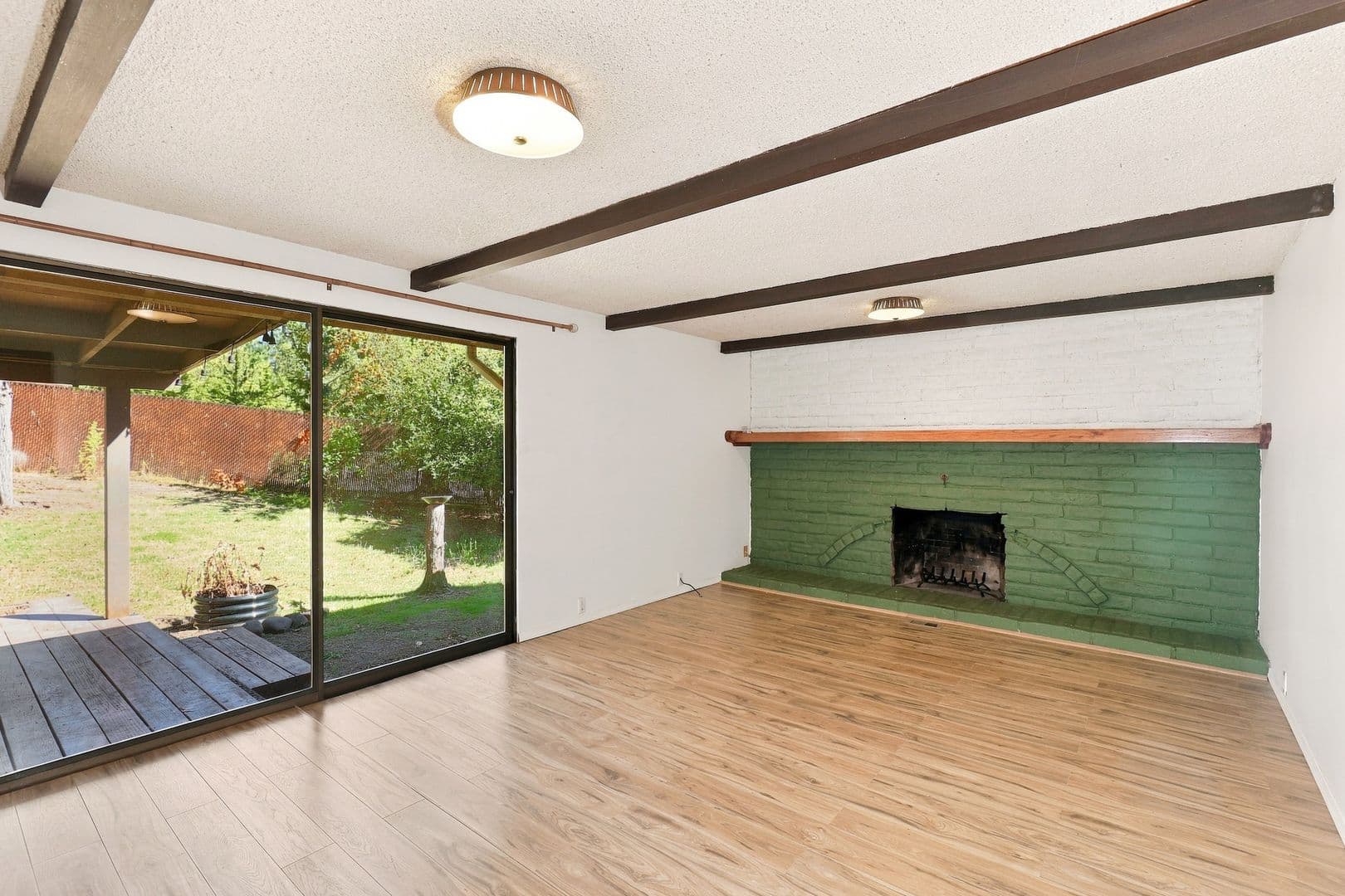 Eugene House: 65 Brae Burn Dr