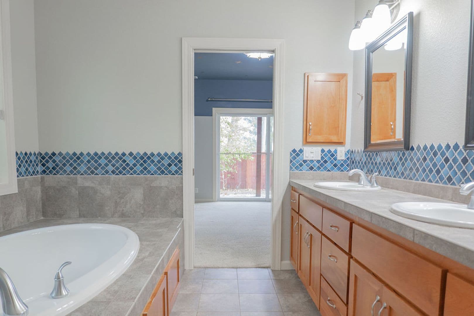Eugene House: 3345 Bentley Ave