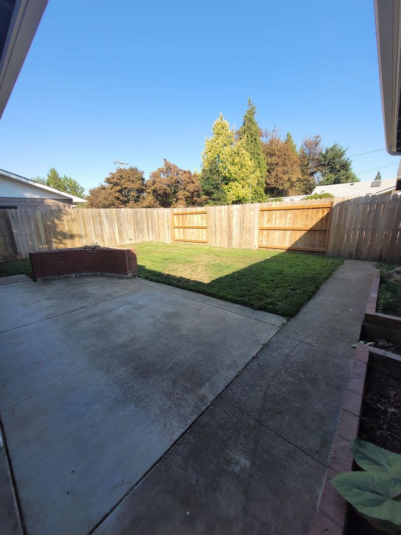 Eugene House: 425 Archie St