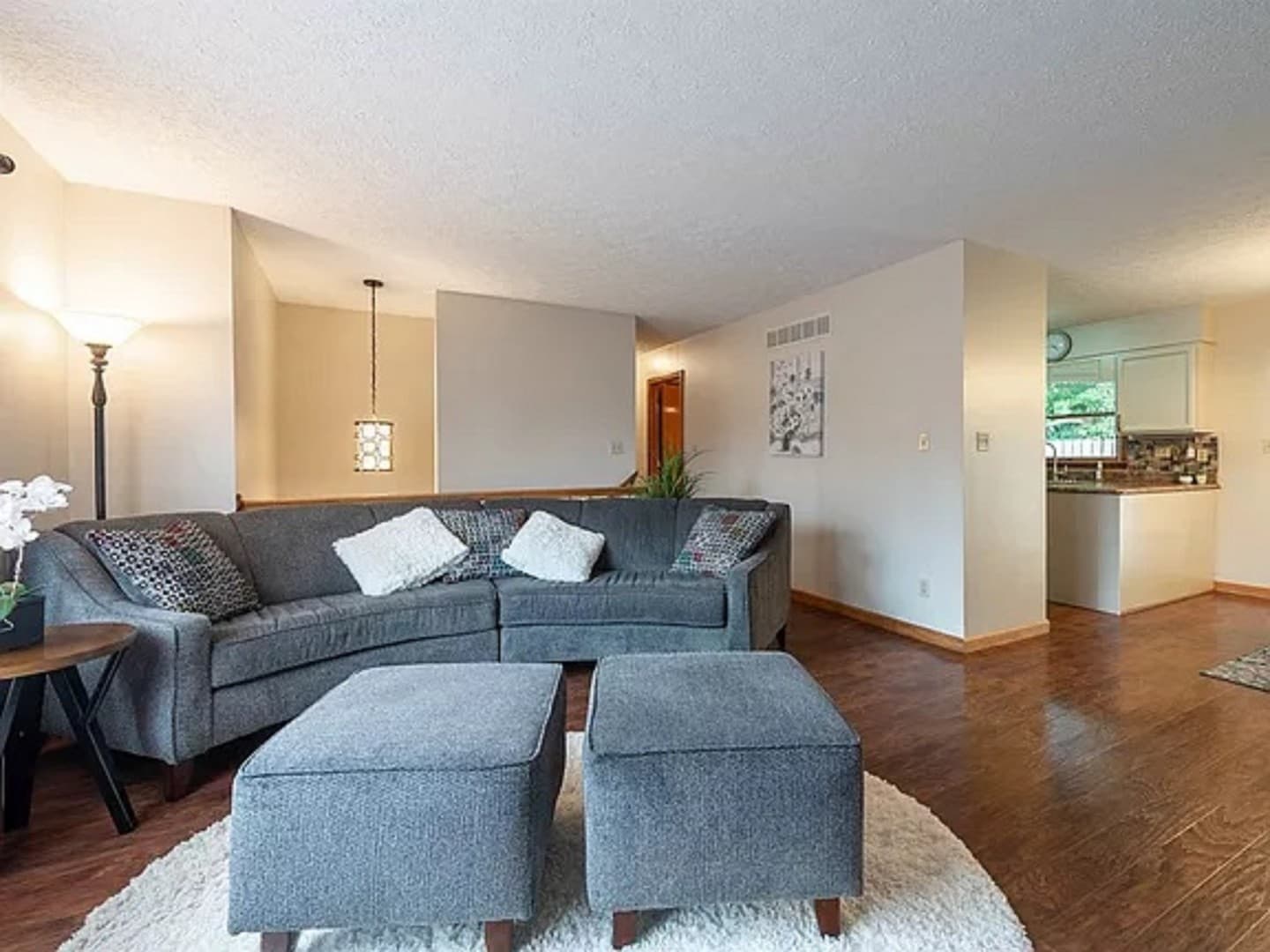 Bloomington House: 1619  S Troy Court