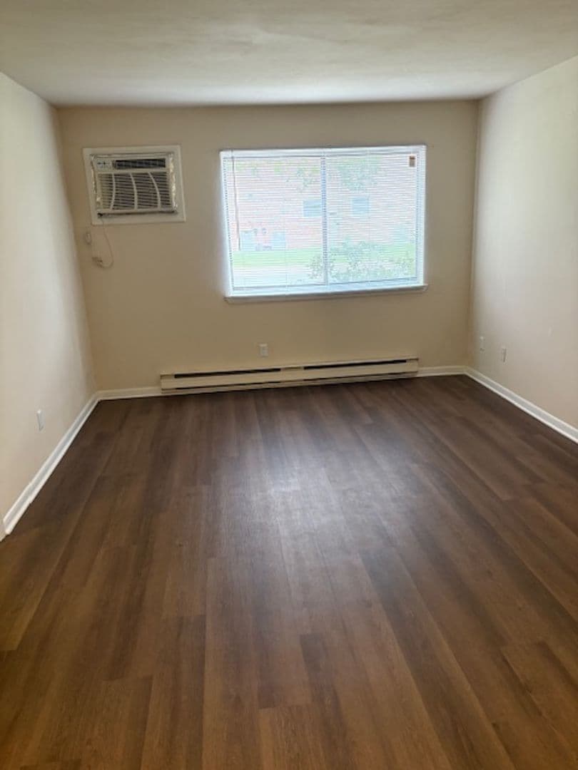 Virginia Beach Apartment: 4800 Apple Orchard Court
