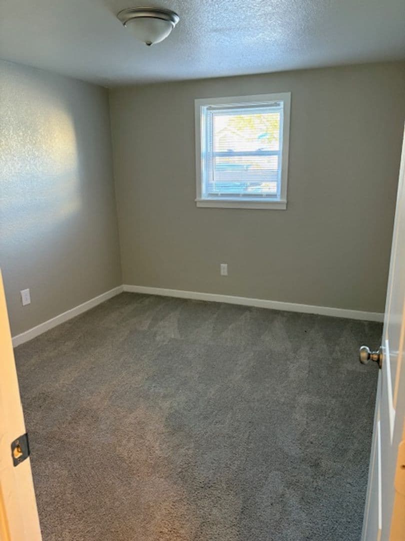 Virginia Beach Apartment: 710-727 20th Street