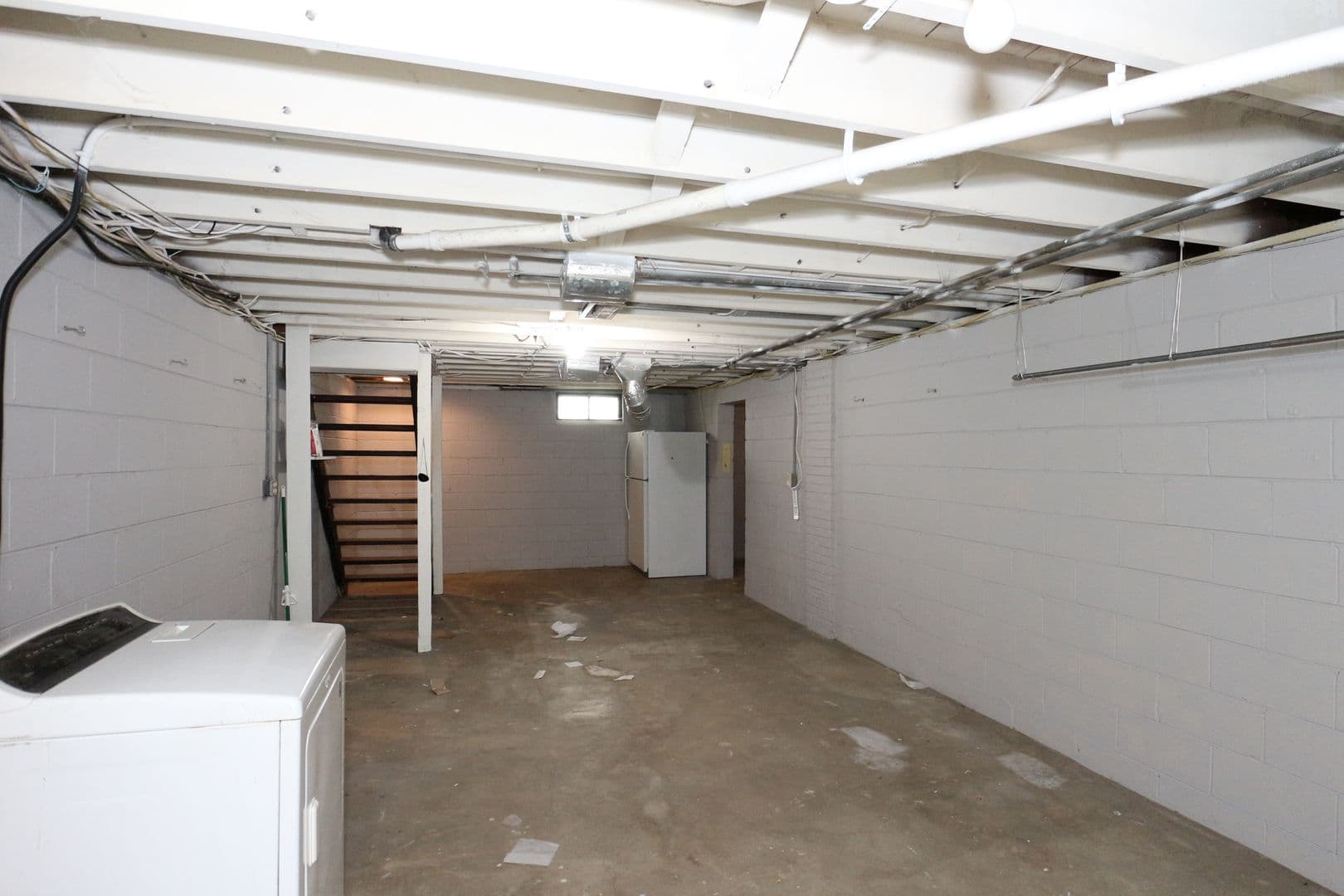 Indianapolis House: 5838 Primrose Ave